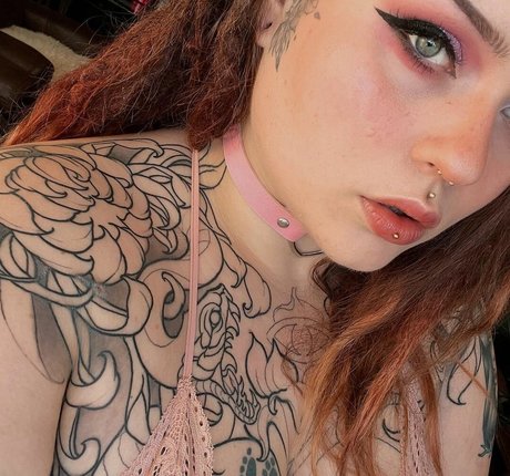 Nivashiroth erotische nackten bild