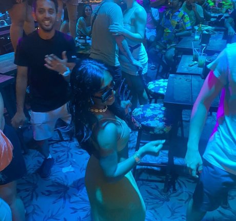 Miaz1234 xxx nacktheit fotos