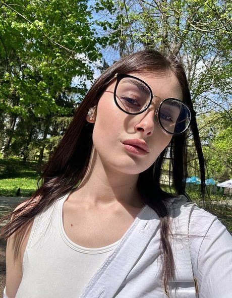 rubyyydi1 xxx exklusive bilder