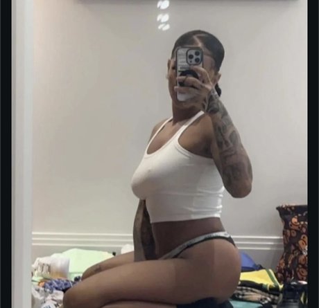 Paigey Cakey erwachsene heiße foto