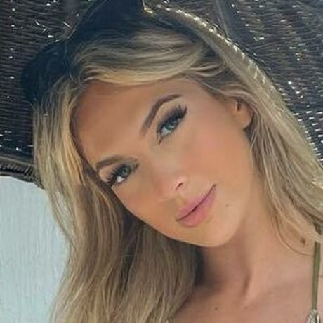 Karmen Petrovic pornostar xxx fotos