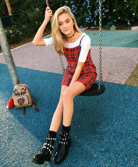 Lizzy Greene top galerie