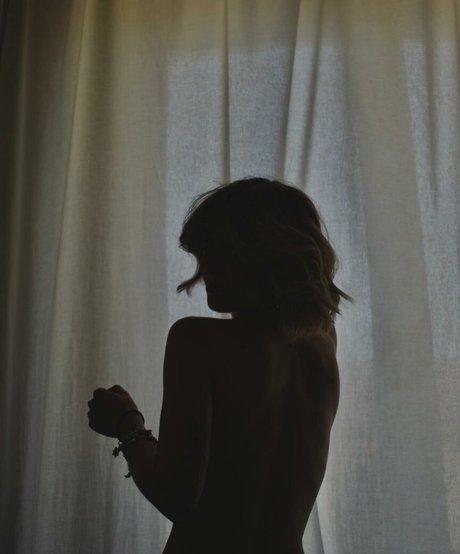 Martina Dell Anna kostenlose erwachsene fotos