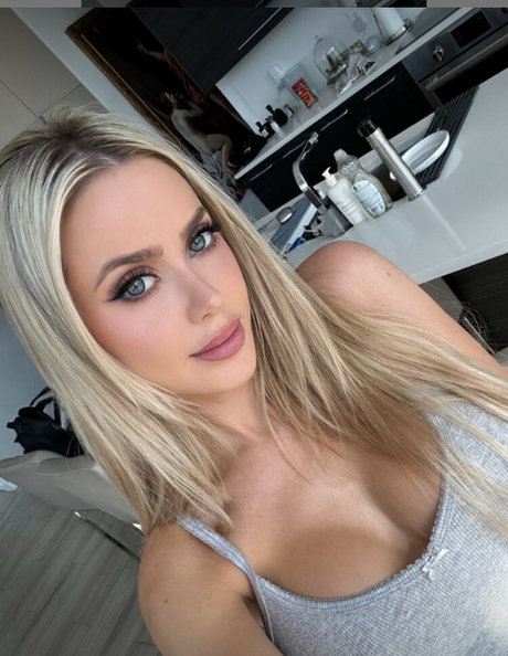 Mrl1 Alexa model perfekte galerie