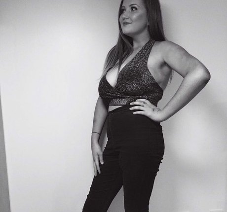 Amy Heslop xxx perfekte bild