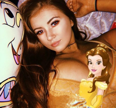 Amy Heslop hd pornostar bild