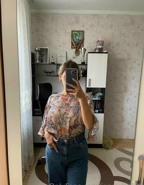 jennycutiee porno top fotos