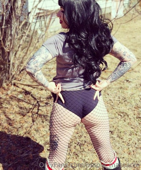 maple massacre perfekte pornografische archiv