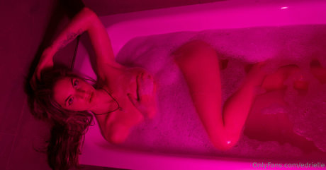 edrielle kunst nackt galerie