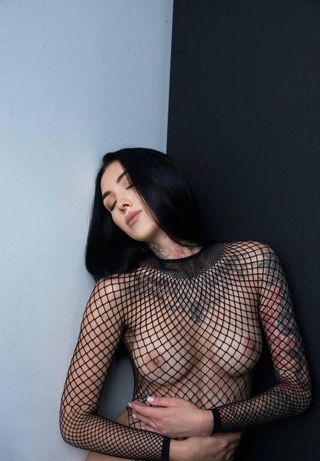 _Poison lips_ porno hübsche galerien