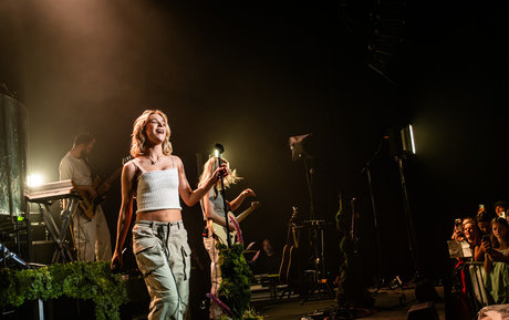 Pommelien Thijs pornostar nackte foto