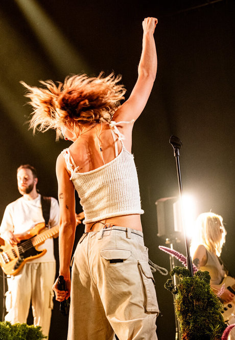 Pommelien Thijs schöne porno bilder