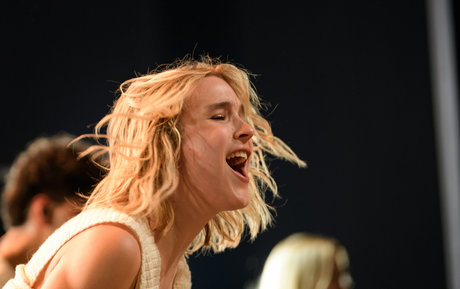 Pommelien Thijs hübsche erotische galerien