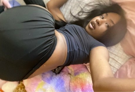 rwtarded model hd foto