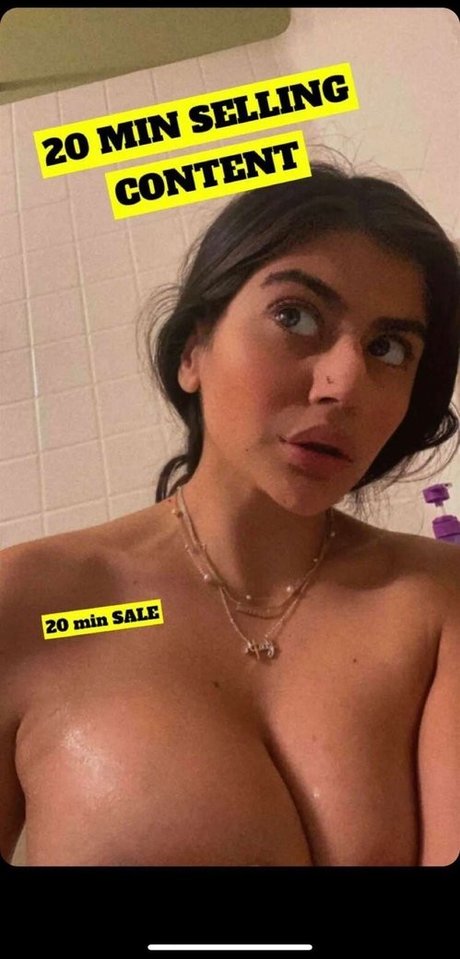 Emiliatorres55 nackt kunst bilder