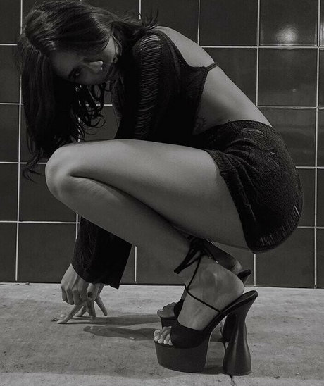 stxrgirllmeenaa model kostenlose fotos