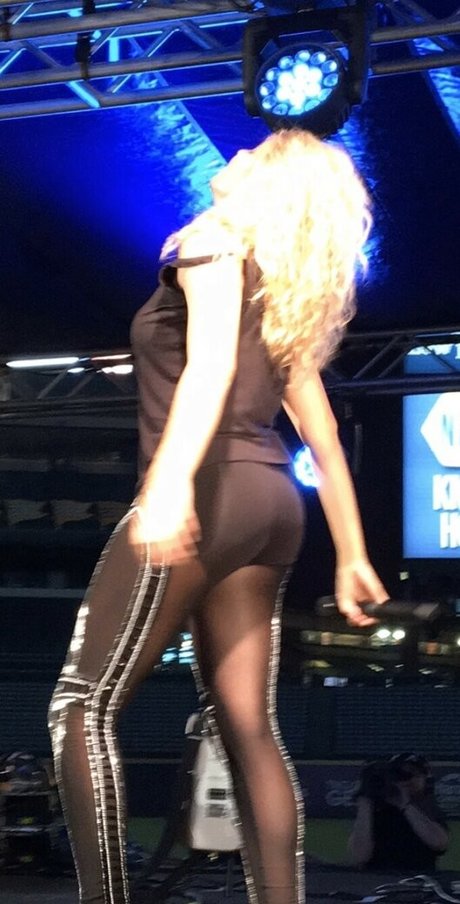 Tori Kelly beste nacktheit foto