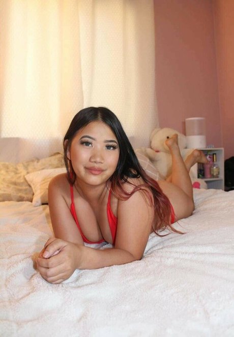 asia lee9 model nette galerien