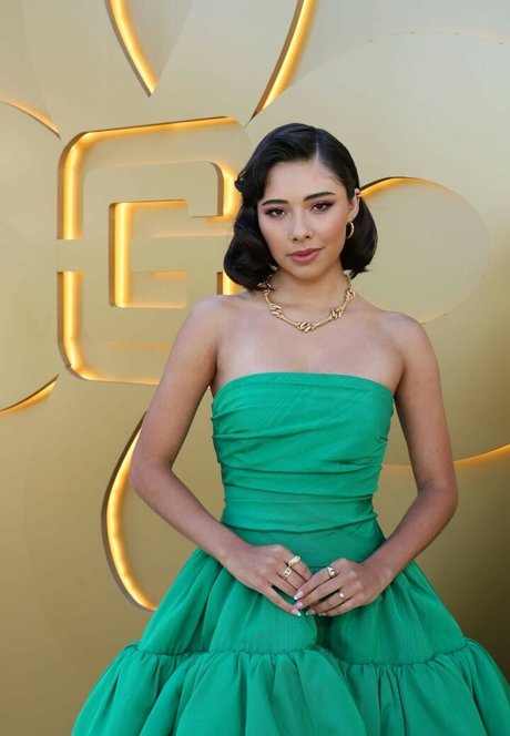 Xochitl Gomez hübsche porno archiv