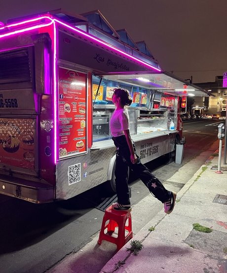 Xochitl Gomez porno hübsche archiv