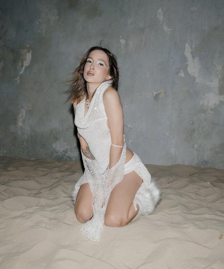 Gensyxa Twitch model exklusive foto