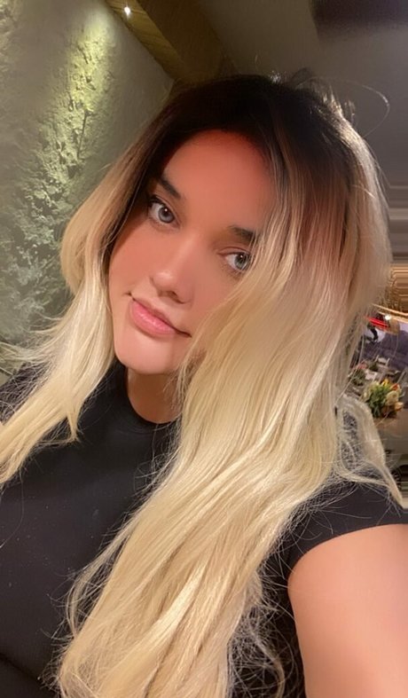 Honeygiri nackt beste galerien