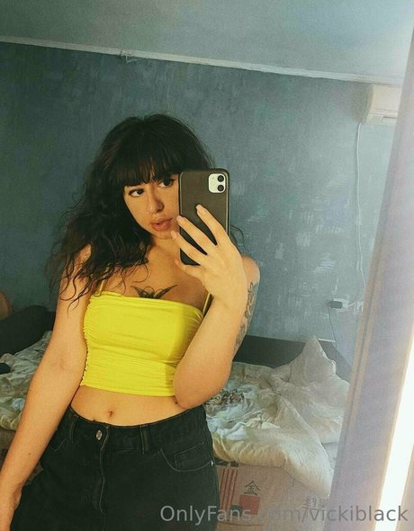 vickiblack pornostar kunst bild