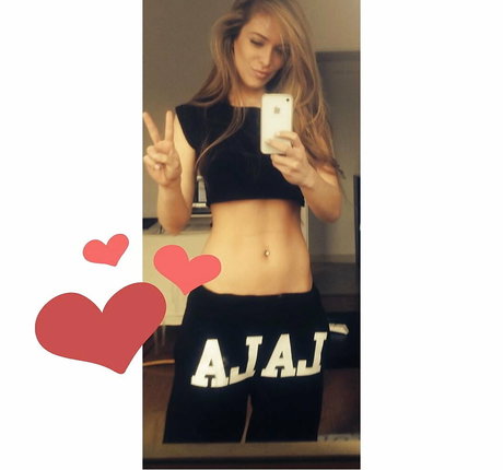 Kinga Kujawska perfekte nackten bilder