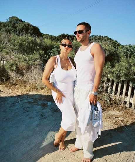 Mahalia perfekte nacktheit galerien