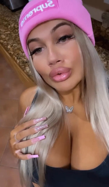 Gianna Malave exklusive freie galerie