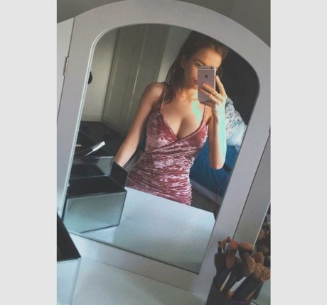 Alicia Ivatt exklusive sexy galerie