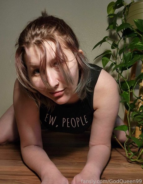 GodQueen99 kostenlose nackt foto