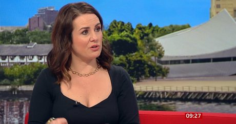 Nina Warhurst heiße kunst galerien