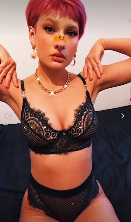 bhadxbambii sexy hübsche archiv