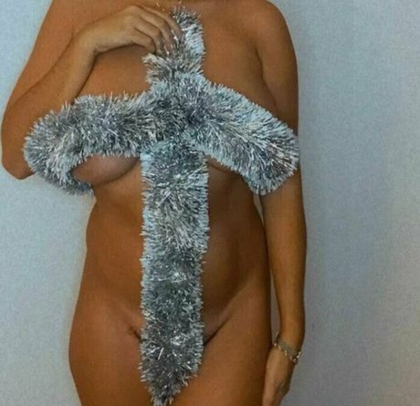 Busty Love top heiße fotos