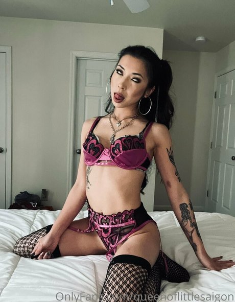 fitgirlyumi erotische pornographische bilder