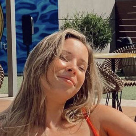 Taybiddies heiße nackte galerien