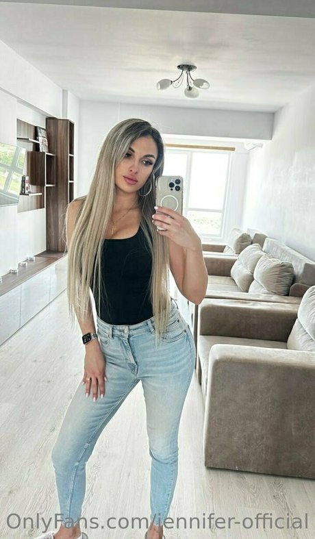 jennifer official beste nette bild
