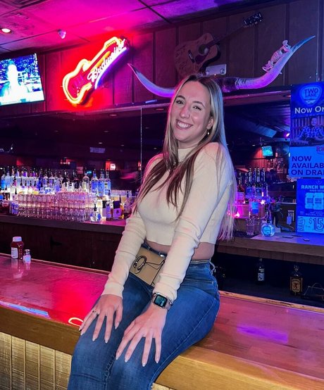 Monica Gonzalez erotische schöne bild