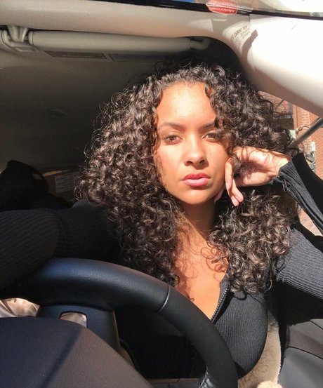 Nicole A Foster freie galerie