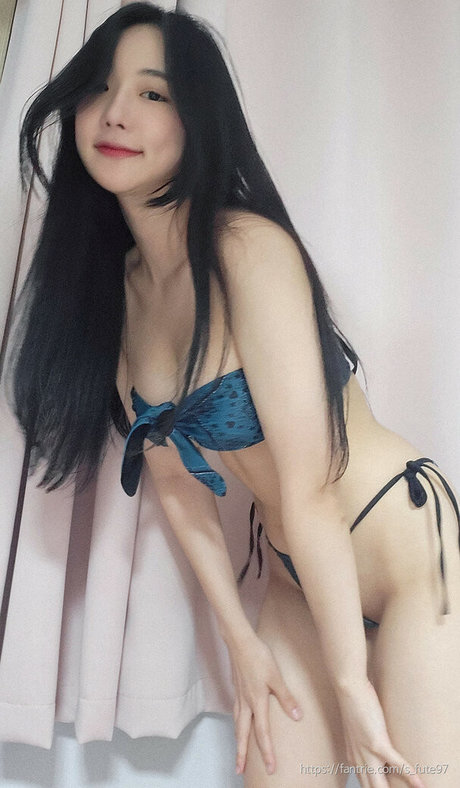 BJ Pyuri erotische freie bilder