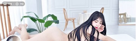 BJ Pyuri schöne nackten archiv