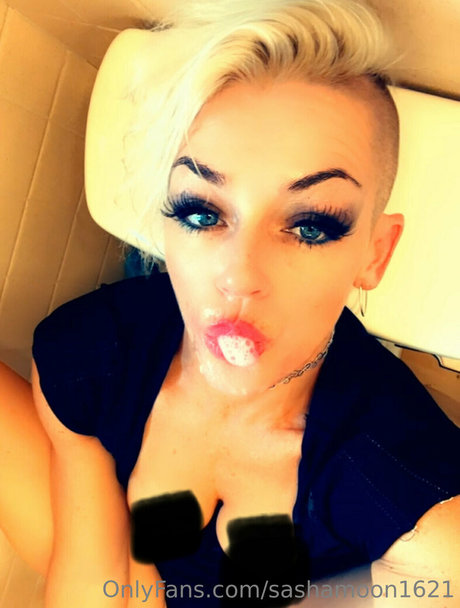 sashamoon1621 sex pornostar archiv