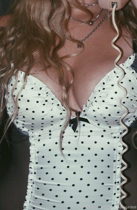 itsjadeblack hübsche xxx bild