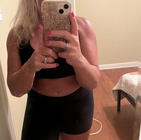 Hotwife Unicorn perfekte pornostar fotos