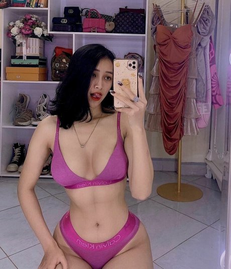 gebundene onlyfans kunst top bilder