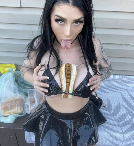 Ciara Hempseed hübsche top fotos