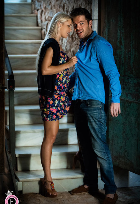 Lola Myluv schöne hd bild