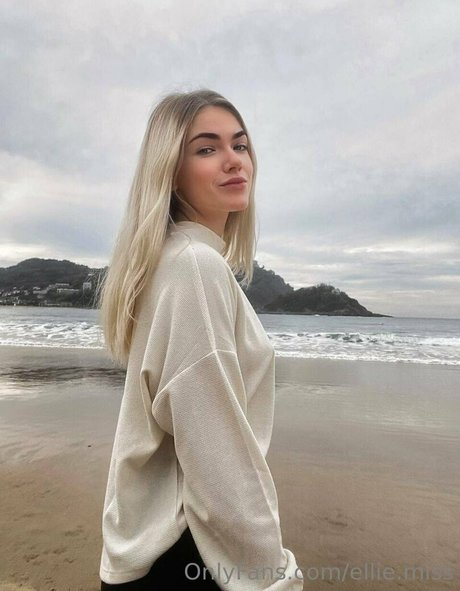 ellie miss heiße akt bild