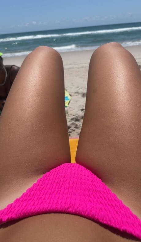 Isabella Meccia pornostar sexy galerie